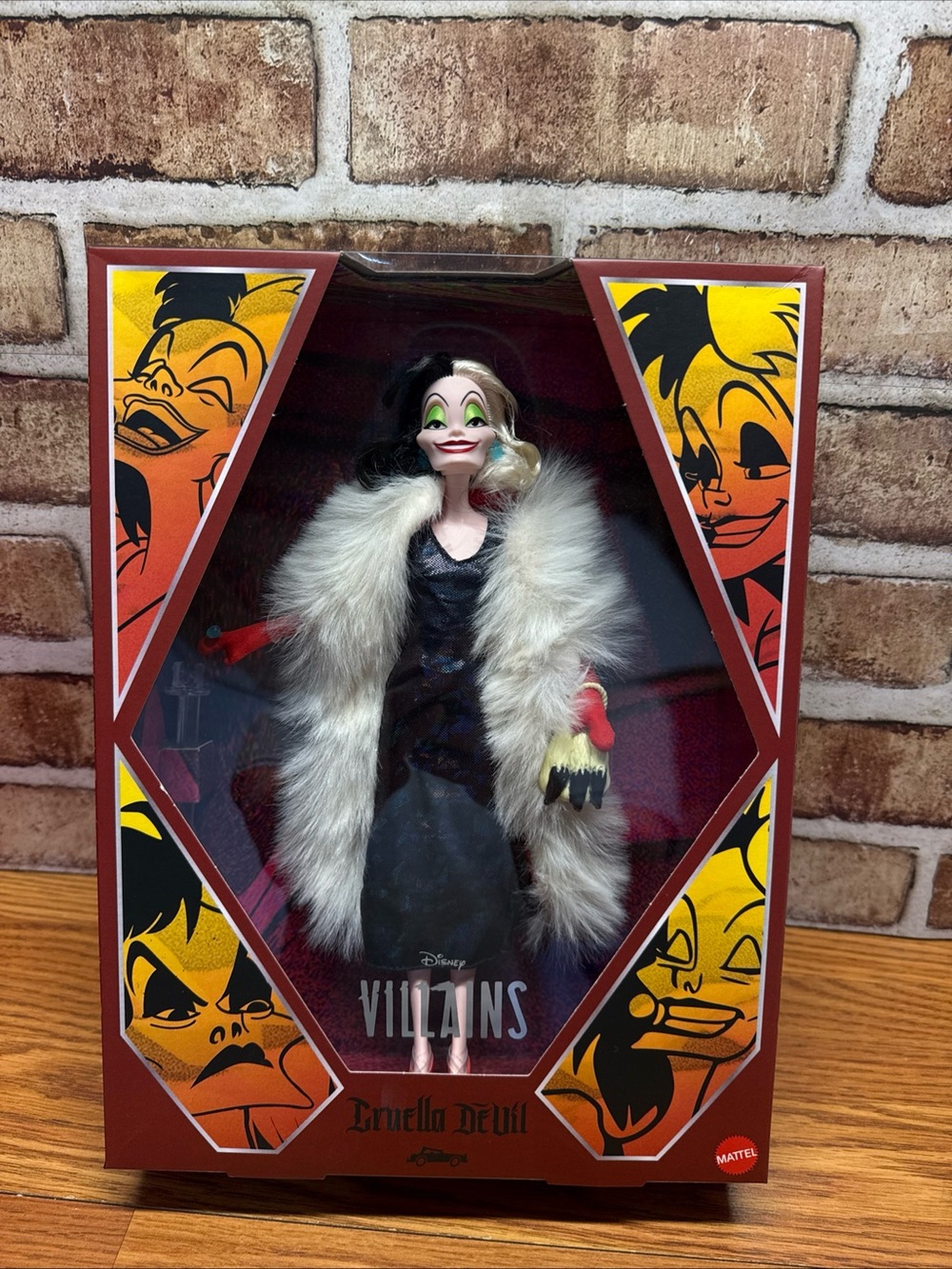 Disney Villains Cruella De Vil Black & White Fur Coat Collectible Doll by Mattel